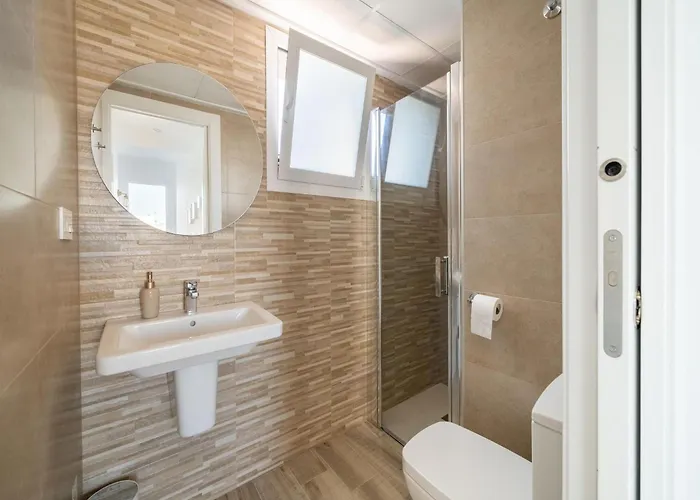 Comfortable With A Private Pool * 格兰阿利坎特