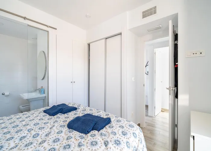 Comfortable With A Private Pool 格兰阿利坎特