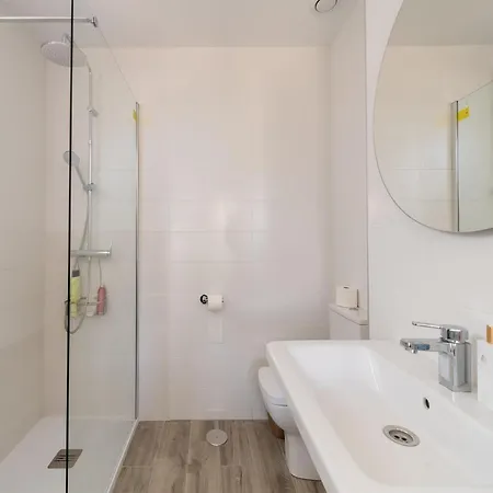 Comfortable With A Private Pool *